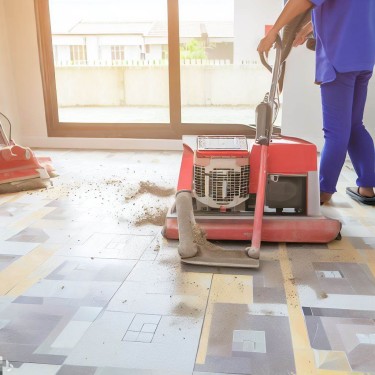 Dustless Tile Removal vs. Traditional: What's Right for Queen Creek, AZ?